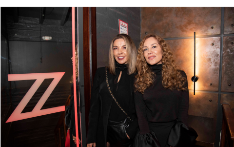 Jossete Vázquez y María Caridad Dávalos.