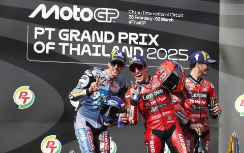 Álex (i) y Marc. Es la primera vez que dos hermanos hacen podio.