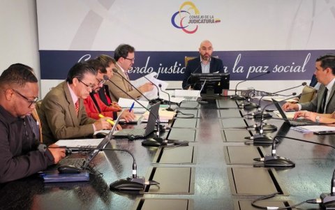 La Judicatura es´ta funcionando solo con tres vocales, tras la renuncia de Merck Benavides y la vacancia de otra vocalía.