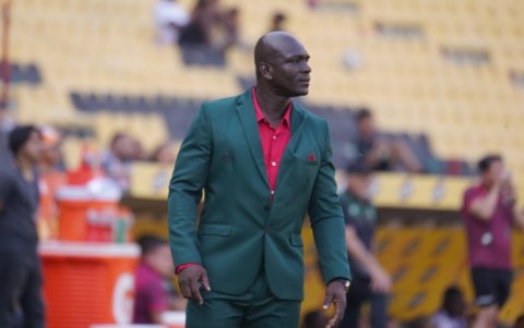 Segundo Castillo y sus trajes que fueron tendencia en el 2025.