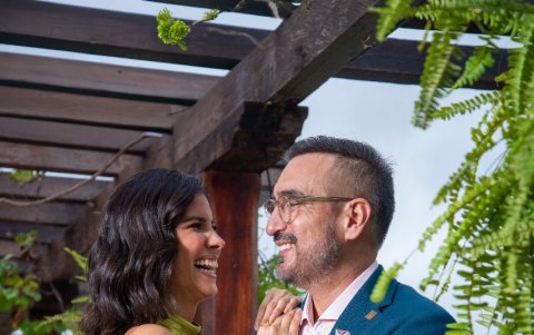 Están muy enamorados.