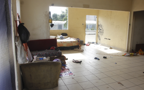 Ciudadanos de Socio Vivienda 2 se mantienen dentro de sus hogares, temerosos de nuevos enfrentamientos.