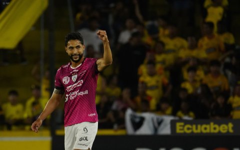 Jeison Medina ex Aucas regresa al Gonzalo Pozo con la camiseta de Independiente.