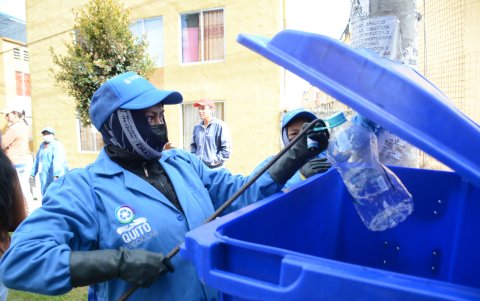 Los recolectores de base son parte del sistema que implementa la ciudad.