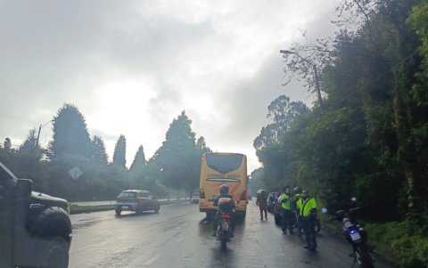 El paso estaba parcialmente habilitado en la avenida Simón Bolívar por el accidente a la altura de la Lucha de los pobres.