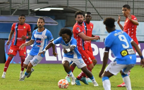 Manta obtuvo su primera victoria de LigaPro, tras derrotar 4-3 a El Nacional en la fecha 4