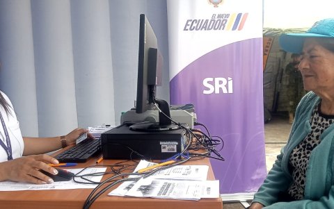 Las quejas de los usuarios continúan al respecto de la devolución del IVA.