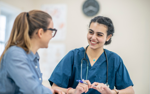 Con WhatsApp, los ecuatorianos pueden ahora agendar citas médicas de manera rápida