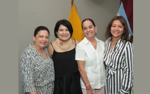 Gisela Caicedo, Lourdes Delgado, María Isabel Silva y Patricia de O Callaghan.