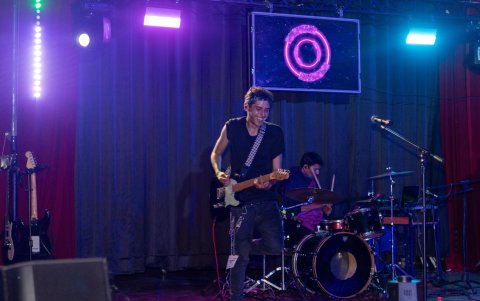 El músico lleva a cabo una gira nacional.