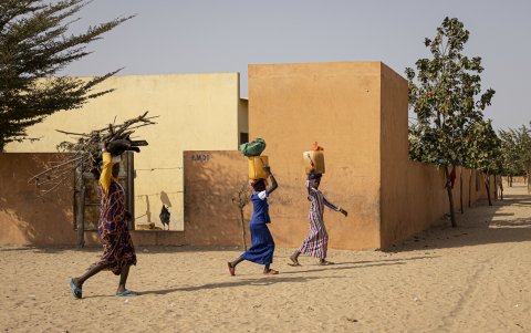 La mina ha hecho que muchas familias tengan que se ser desplazadas de su lugar de origen.