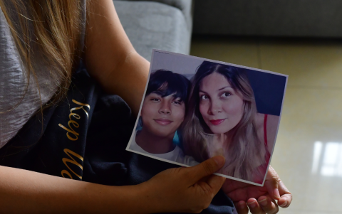 Rick en una fotografía junto a su madre. La foto fue tomada un mes antes de su muerte