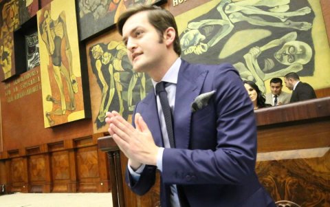 Esteban Torres, de ADN, está entre los primeros multados.