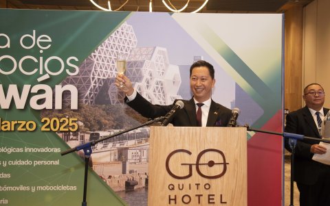 El embajador Augusto Liao fue el encargado del brindis.