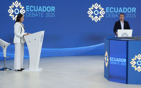 En el debate presidencial se habló sobre los chats del exconsejero Augusto Verduga.