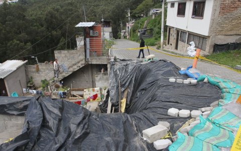 En el sector es común ver viviendas al filo del bosque y también de las quebradas.