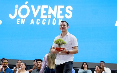 El presidente Daniel Noboa recorrió el país inaugurando el programa Jóvenes en Acción en diferentes cantones.