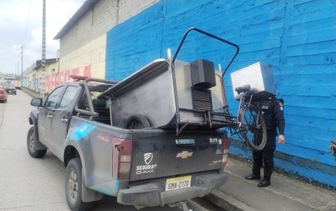 Triciclo de Urban Monkey Coffee recuperado en zona popular