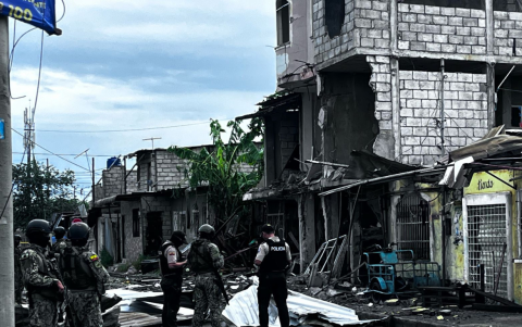 Viviendas destruidas por la explosión en Puerto Bolívar, Machala.