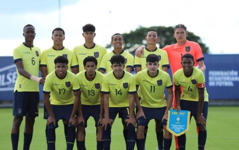 El equipo de Ecuador sub 17 listo para su debut.