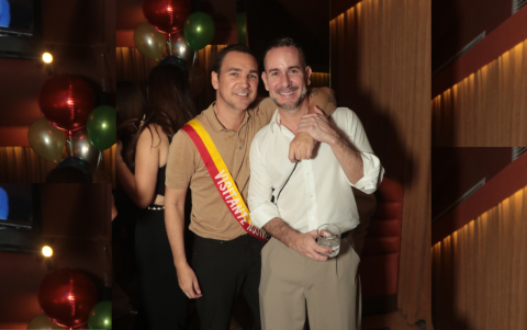 Agustín Silva, el cumpleañero, acompañado de Ricardo Luque.