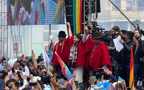 Pachakutik y la Revolución Ciudadana firmaron un acuerdo de cara al 13 de abril.