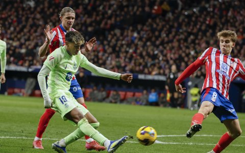 Lamine Yamal (i) será una de las principales armas de ataque en el Barcelona.