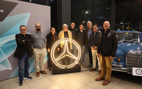 Iván Jiménez, Andrés Becdach, Fernando Espinosa, Galo Maldonado, Juan Pablo Carrera, David Andrade, Diego Flores, Jorge Álvarez y Santiago López.