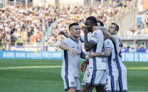 Inter de Milán visita a Bayern Múnich en la Champions League 2024-25.