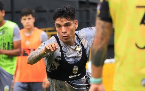 José Balza es una de las referencias en el ataque de Deportivo Táchira.