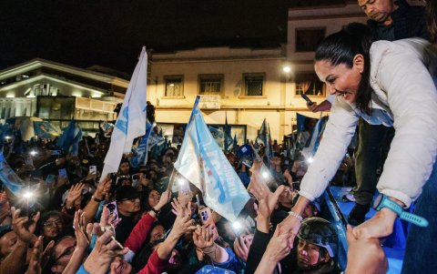 La candidata Luisa González está cerrando campaña en diferentes ciudades.