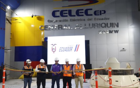 Funcionarios del Ministerio de Energía inauguraron el complejo hidroeléctrico. No estuvo la ministra Inés Manzano.