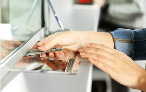 Ayudas económicas del MIES.