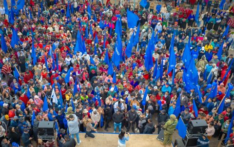 Los militares custodiaron a Luisa González durante sus eventos de campaña electoral.