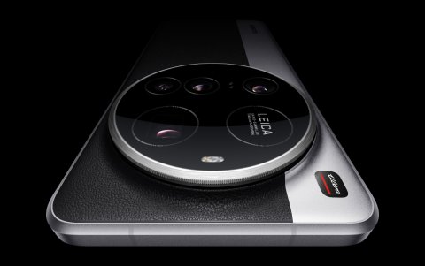 El diseño del módulo de cámara está inspirado en las cámaras fotográficas clásicas.