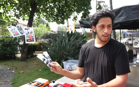 Las imágenes impresas cobran fuerza entre los apasionados por el arte y la fotografía.