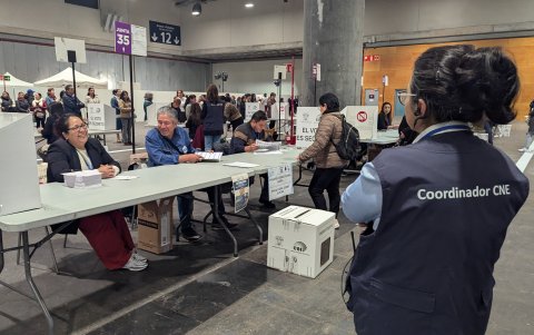 La jornada electoral en España se lleva con normalidad.