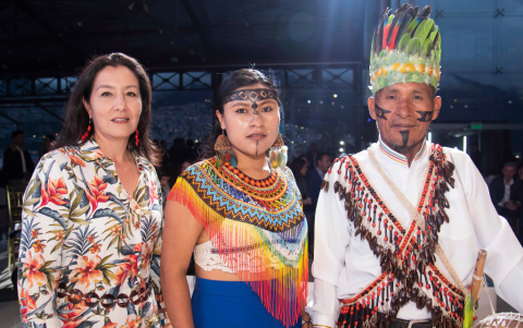 Katia Narváez, y Adriana y Jaime Guyatatuca.