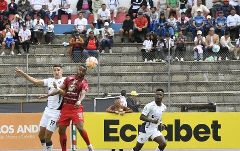 Mushuc Runa ganó 1-0 a Liga de Quito en el estadio Olímpico de Riobamba