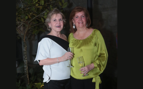 Guiomar Meneses de García y Ana María de Gómez.