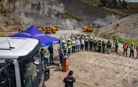 El diseño del proyecto contempla un sistema de impermeabilización, control y captura de gases.