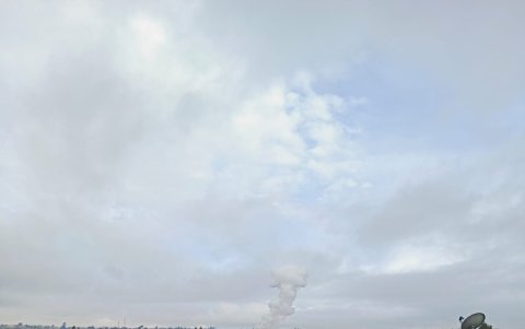 La explosión del taller de pirotecnia se vio a varios metros de distancia.