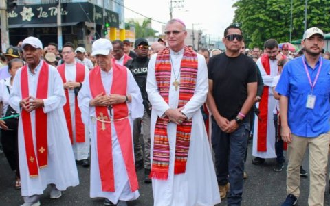 El Viernes Santo en Esmeraldas congregó a varios ciudadanos.