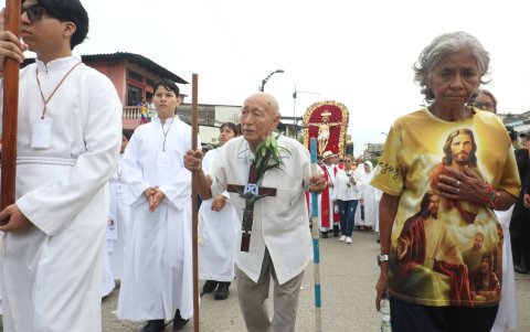 Eudofilio Marca, de 82 años, caminó dentro del cordón de seguridad. Para él, esta peregrinación iba a ayudar al país a que vengan días mejores porque todos oraban por ello.