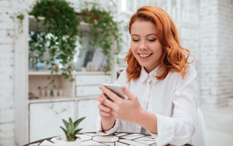 IMAGEN REFERENCIAL. Ayrin conversa durante horas con Leo, el chatbot con IA que se convirtió en su pareja virtual.