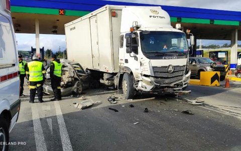 El siniestro de tránsito ocurrió justo en el peaje de Machachi.