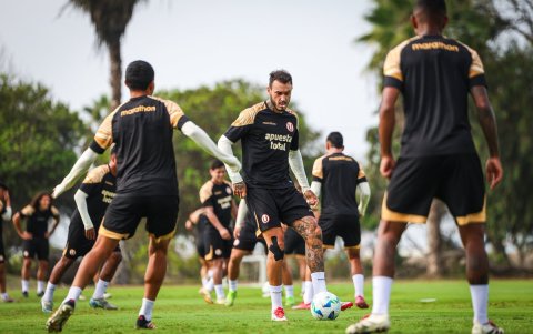 Universitario no ha ganado en la Copa Libertadores 2025.