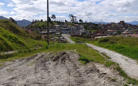 Malestar. Los vecinos se han unido para buscar soluciones, pero las autoridades no dan respuesta, pese a los constantes pedidos.