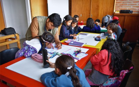 Los niños, niñas y adolescentes son uno de los sectores más vulnerables en el marco del conflicto armado interno.