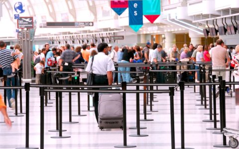 La DTC permitirá la reducción de filas en mostradores y puertas de embarque